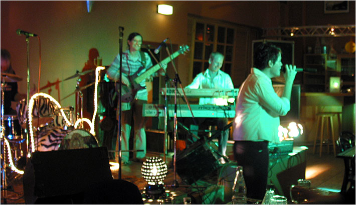 Foto: "Heroes and Divas" in Frankenthal am 06.02.2004