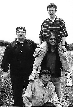 Bandfoto um 1995